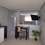 8Th Street Suites